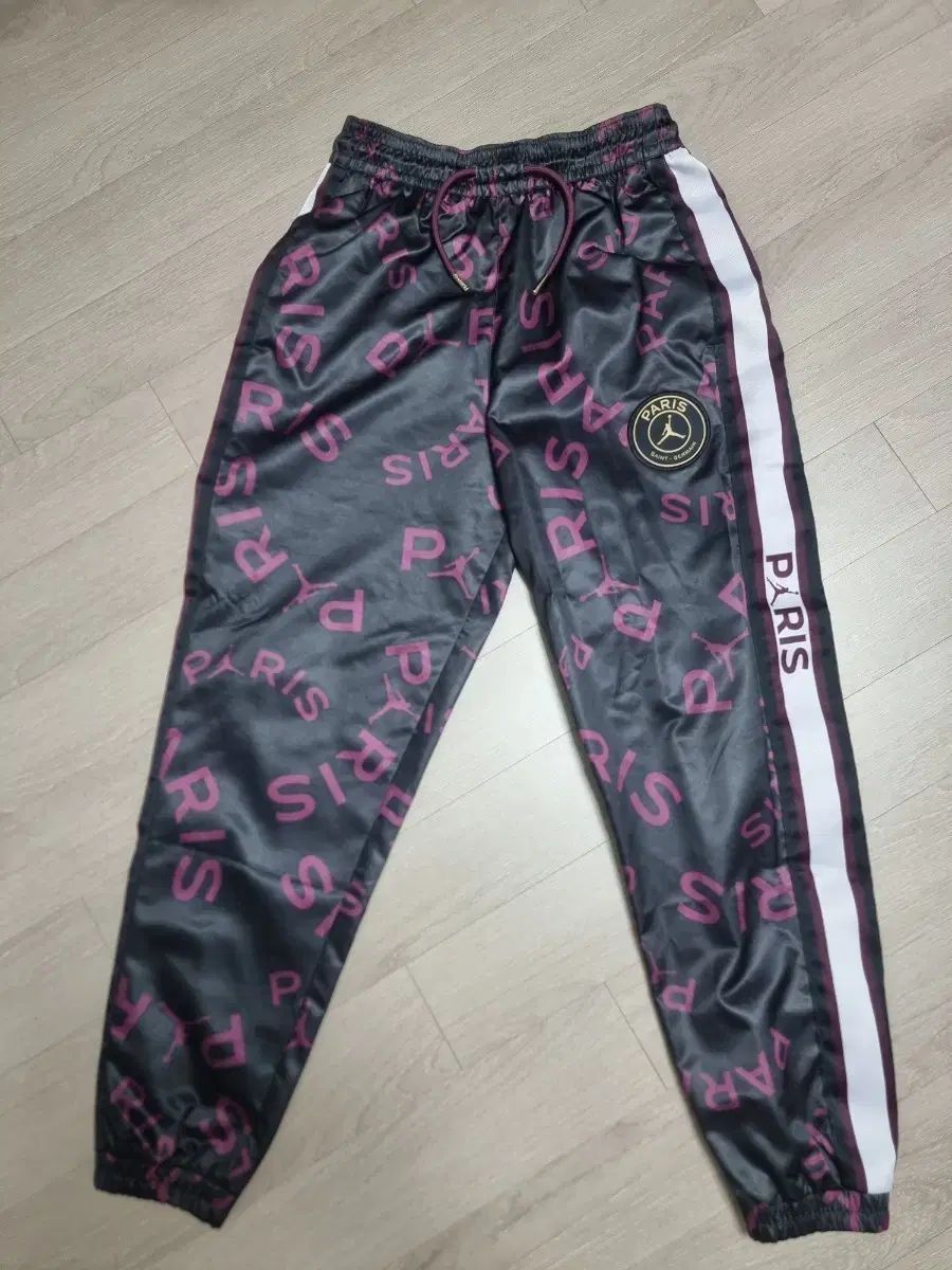 ジョーダン パリ・サンジェルマンFC PSG トラック パンツ S - メルカリ