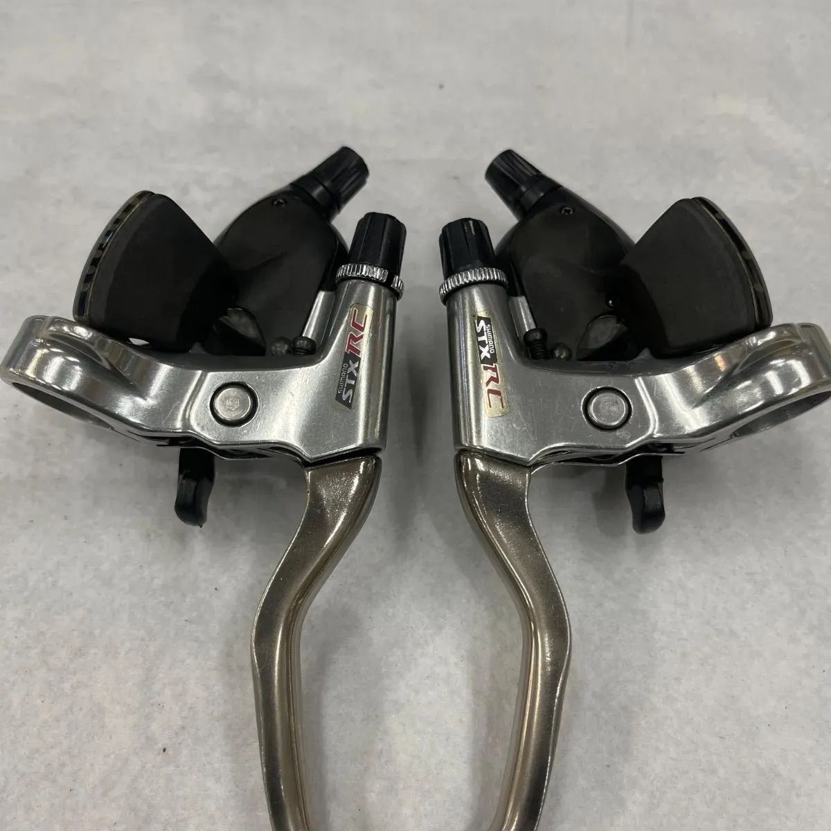 中古】SHIMANO STX RC ST-MC33シフト＋ブレーキレバーセット - メルカリ