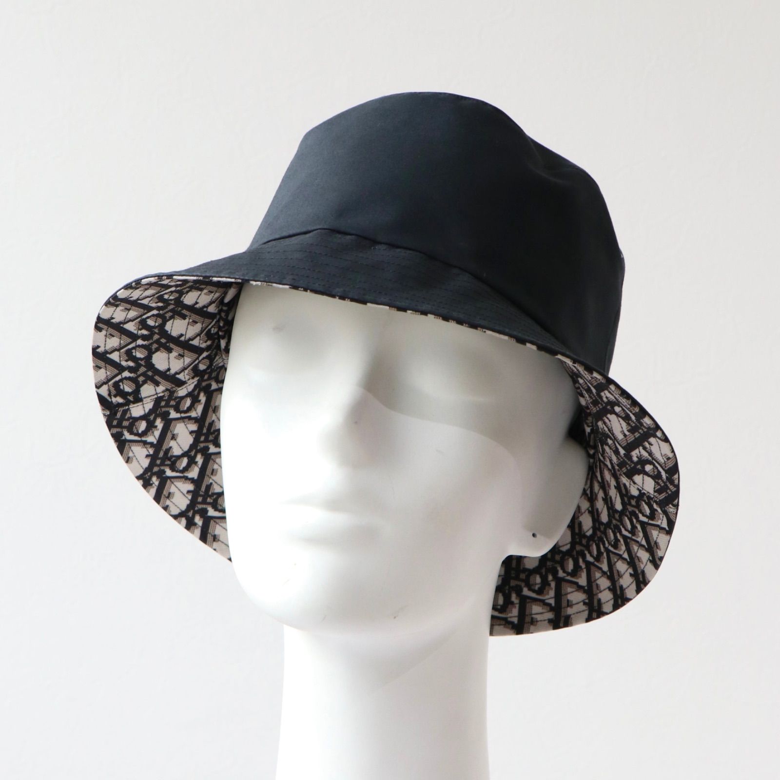 Dior Teddy-D リバーシブル ボブハット コットンブレンド　57 Dior Teddy-D リバーシブル ボブハット コットンブレンド 57 DIOR