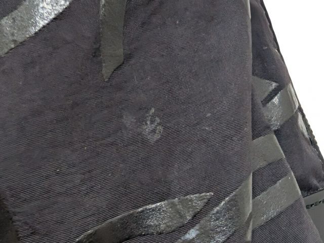 新品同様 ヴィヴィアンウエストウッド ボディバッグ バーブドワイヤー