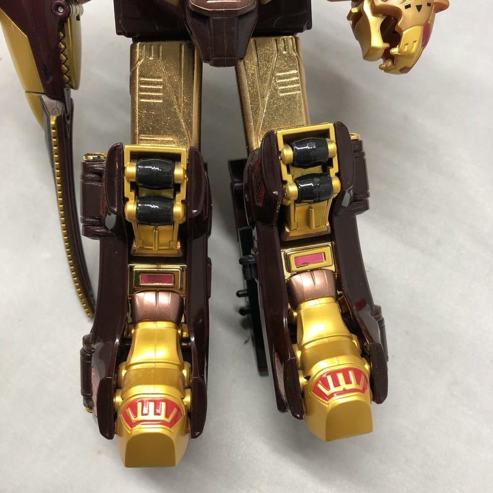 中古】バンダイ DX超合金 GD-41 百獣合体 ガオゴッド 百獣戦隊