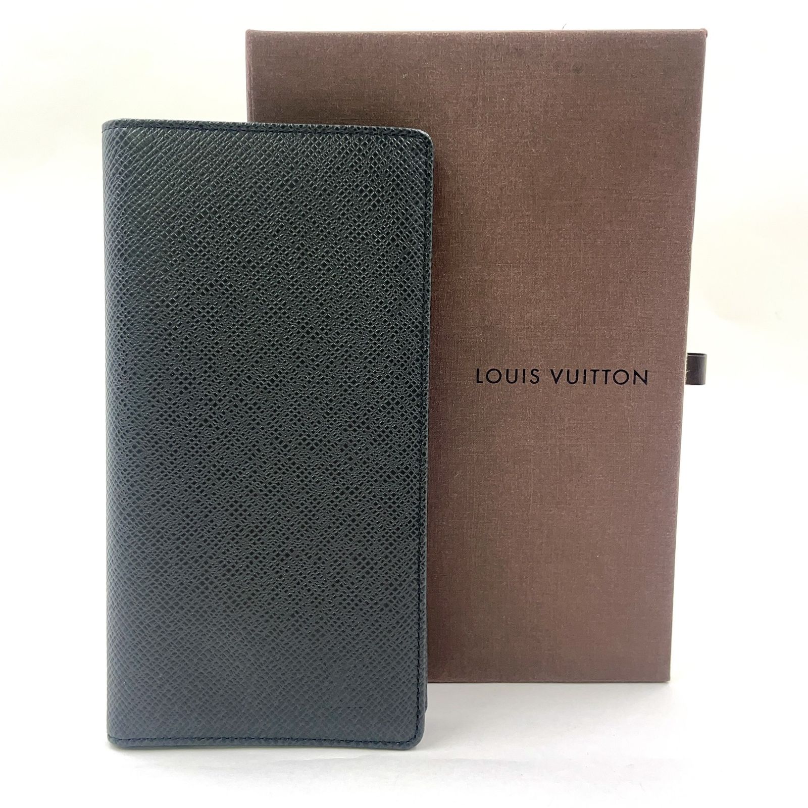 LOUIS VUITTON ポルト バルール カルトクレディ タイガ タイガ