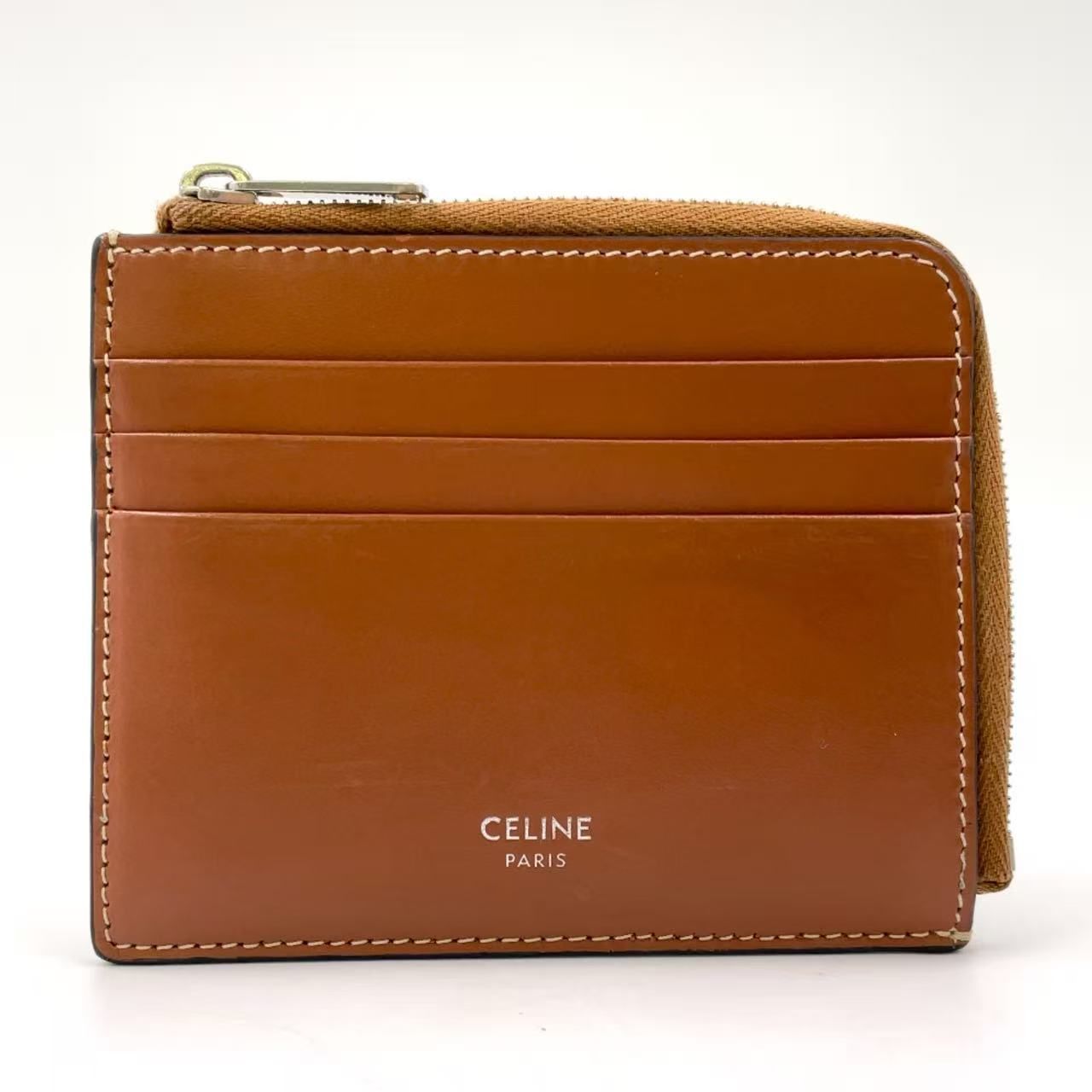CELINE パース付きジップド レザー ブラウン カードケース シルバー