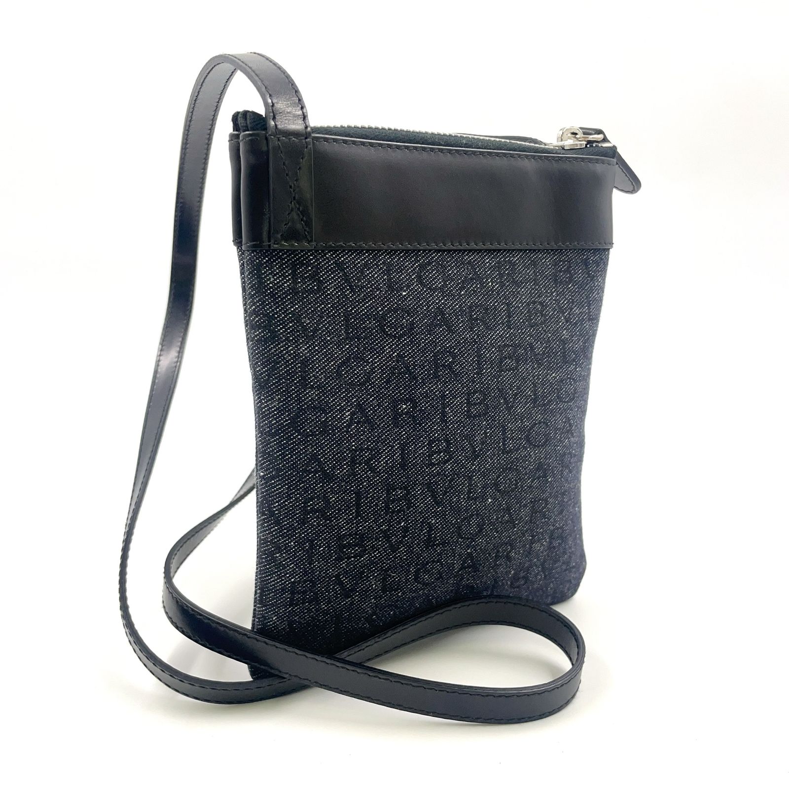 BVLGARI ロゴマニア レザー×キャンバス ブラック ショルダーバッグ