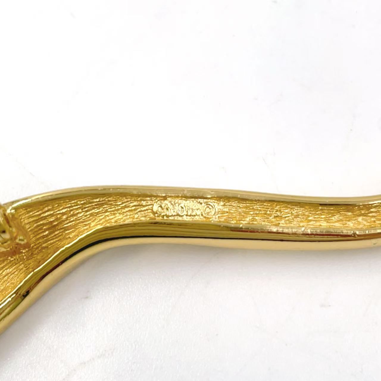 Christian Dior 葉モチーフ ブローチ GP×ラインストーン ゴールド