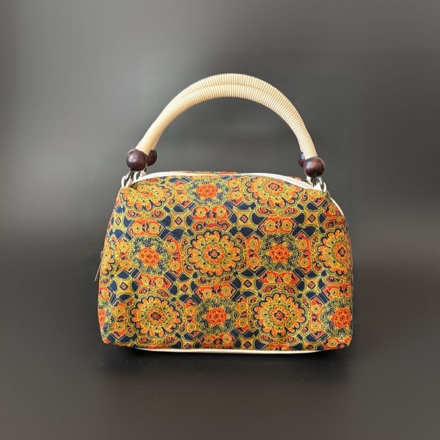 セット で ︎ 紅型風生地×ベージュサテン 和装バック