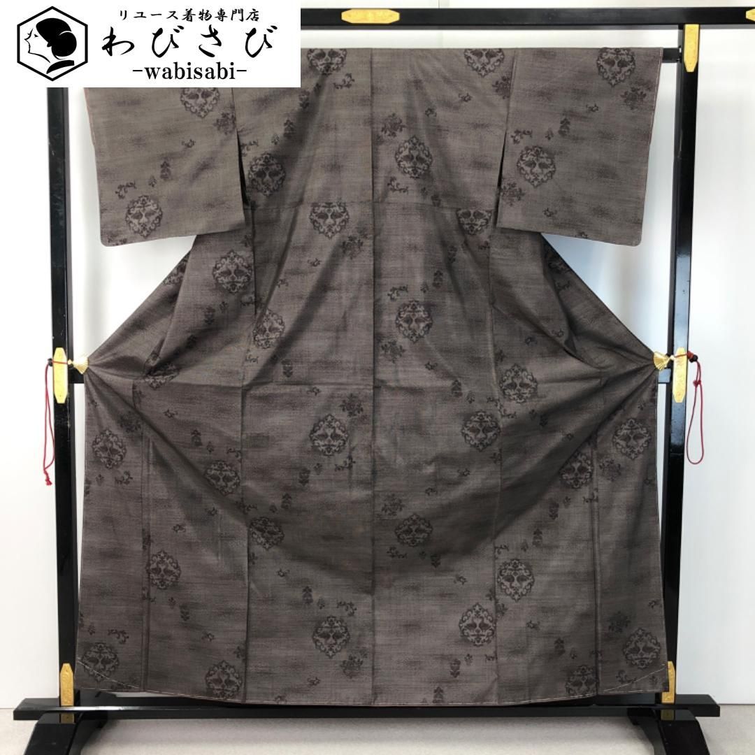 本場大島紬　泥染め　茶泥　縦横織 高マルキ　袷　新品同様　小紋　身丈160 9ﾏﾙｷ 大島紬 証紙付き 本場大島紬 手織り 花柄 茶 泥大島 279 | kimono