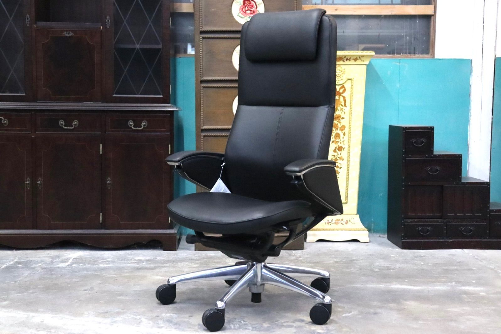 okamura オカムラ Legenda レジェンダ オフィスチェア エクストラハイバック 本革 役員室 オカムラ最 定価約70万