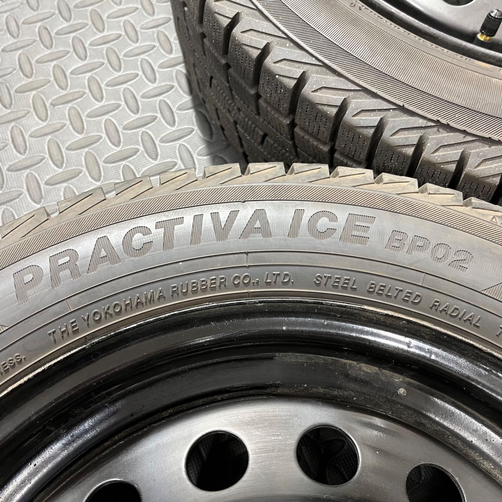 スバル ステラ RN2 スタッドレス 4本 155/65R14 PIRELLI スバル ステラ RN2 スタッドレス 4本 155/65R14 PIRELLI スバル ステラ