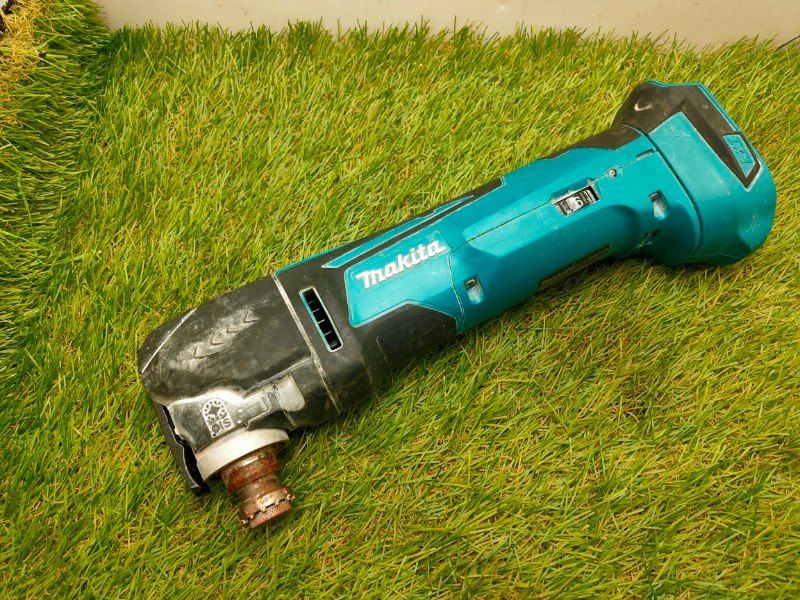 マキタ 充電式マルチツール 本体のみ 18 V TM 51 DZ