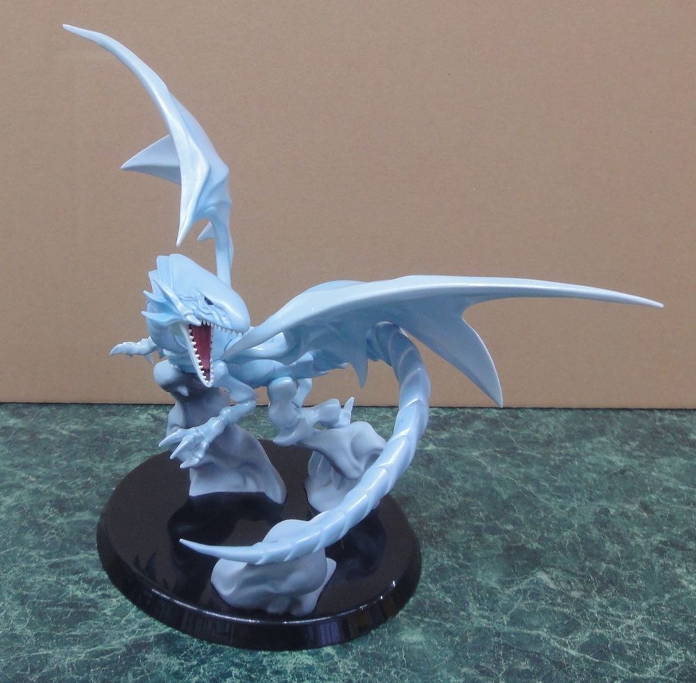 フィギュア B賞 青眼の白龍 WORLDLISE 一番くじ 遊戯王 ブルーアイズ