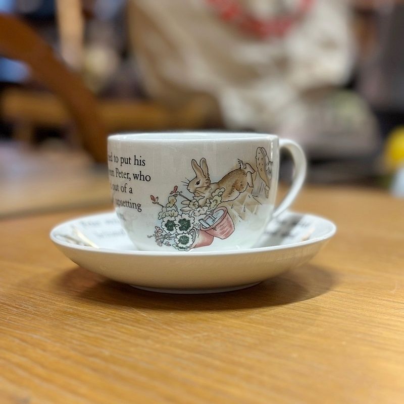 ウェッジウッド ピーターラビット 旧刻印 カップ＆ソーサー 2客 ペア