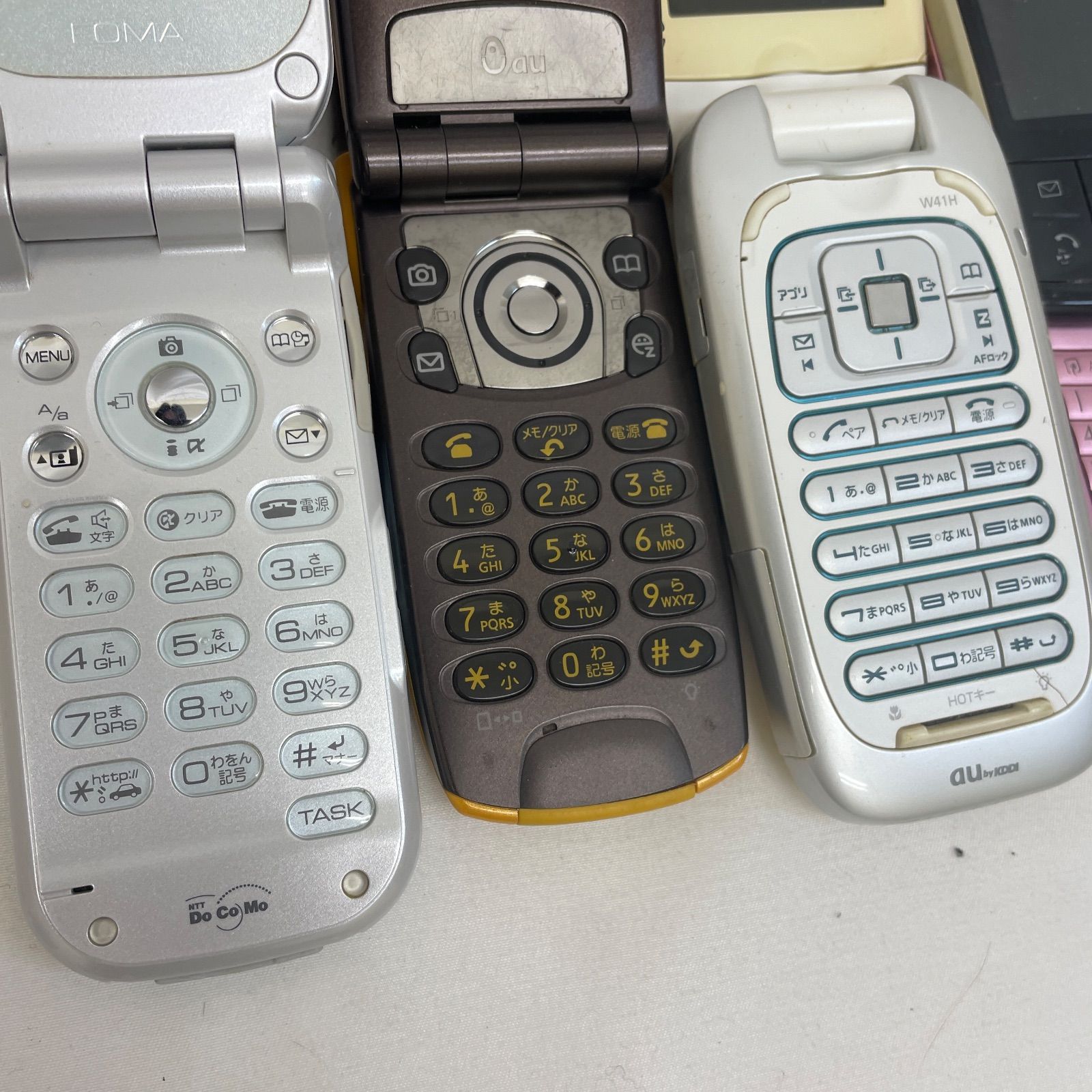 K【ジャンク】ガラケーまとめ売り 5台セット - メルカリ