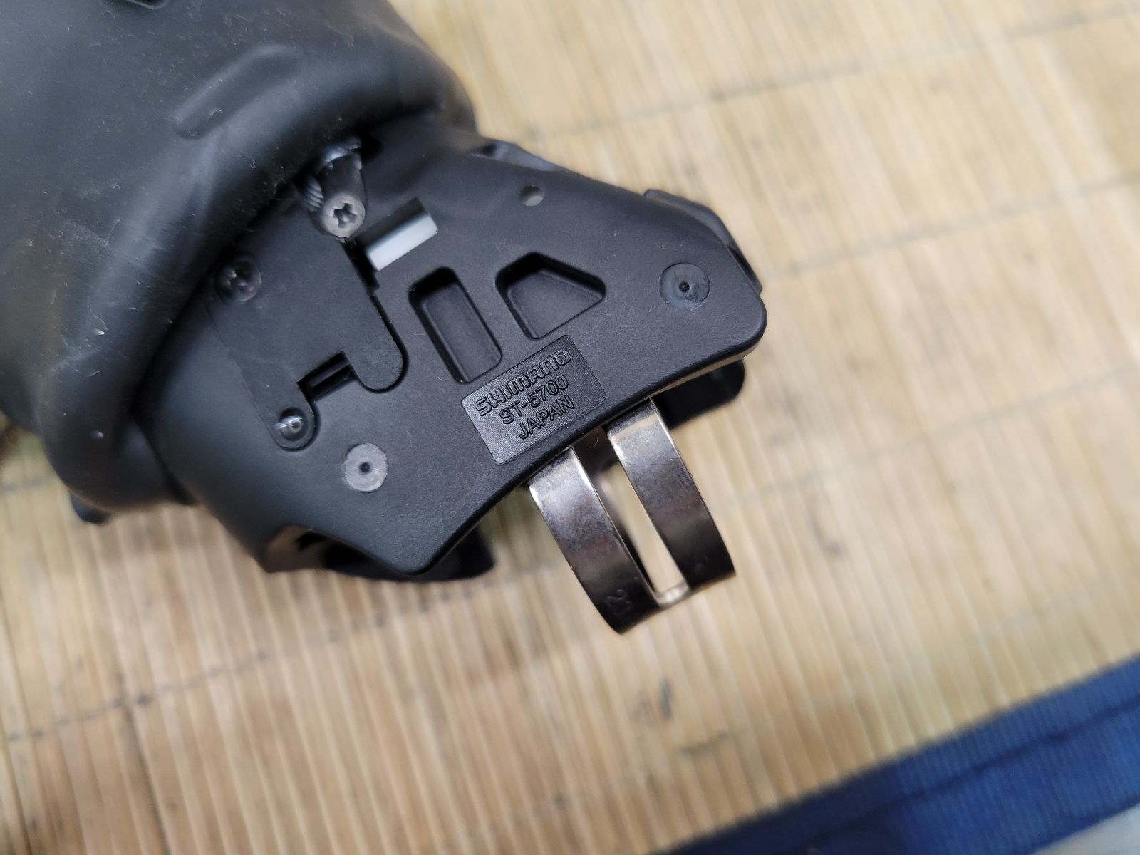 □ SHIMANO ST-5700 105 2×10 シマノ STiレバー ロード ミニベロ 同梱発送