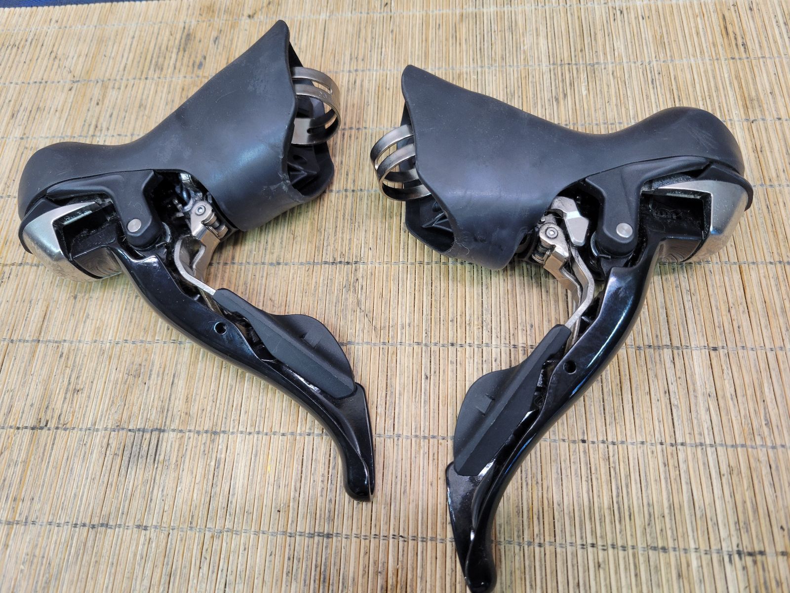 □ SHIMANO ST-5700 105 シマノ STiレバー 2×10 ロード ミニベロ 同梱