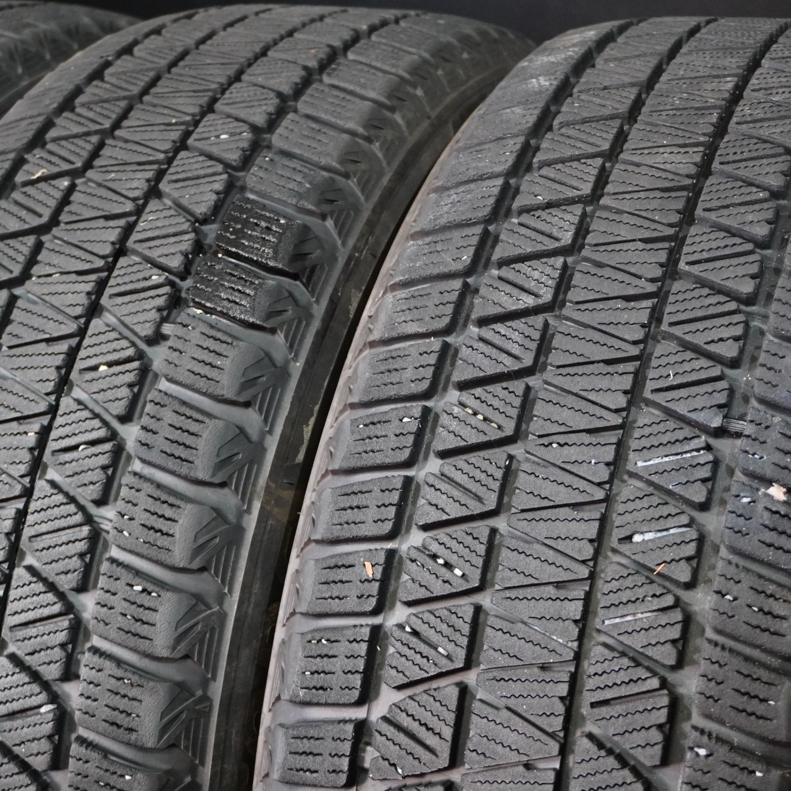 20年製 ブリヂストン BLIZZAK DM-V3 / レクサス RX Fスポーツ 純正