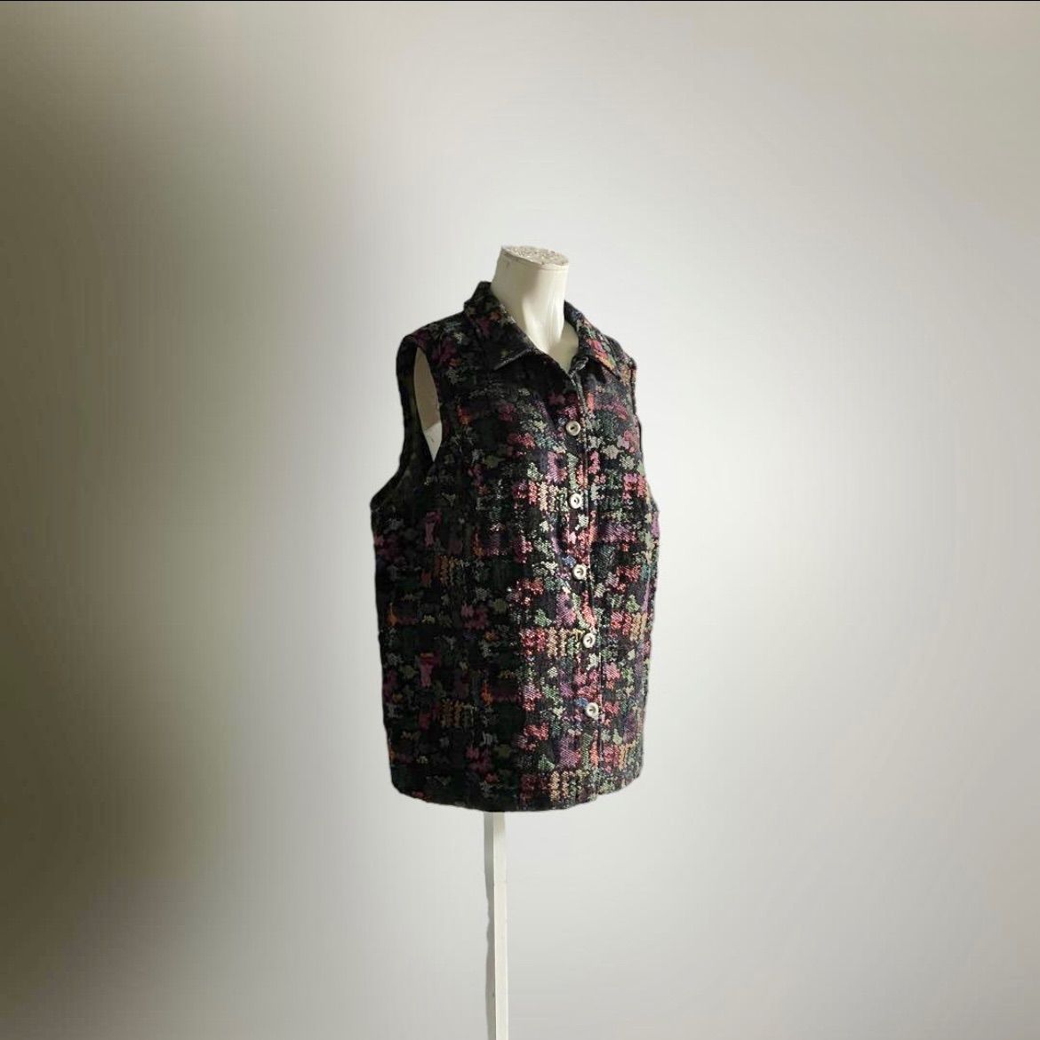 90s USA ヴィンテージ 花柄 総柄 刺繍 ウール ベスト 古着 レア 90s USA ヴィンテージ 花柄 総柄 刺繍 ウール ベスト 古着 レア