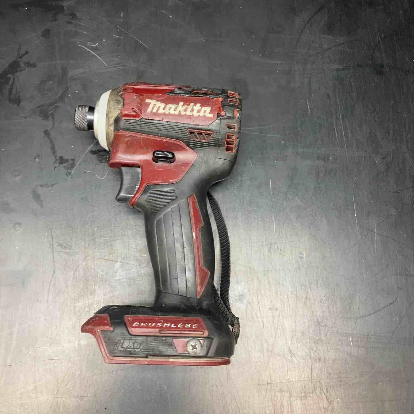 品】マキタ(makita) コードレスインパクトドライバー TD161DZAR 動作 