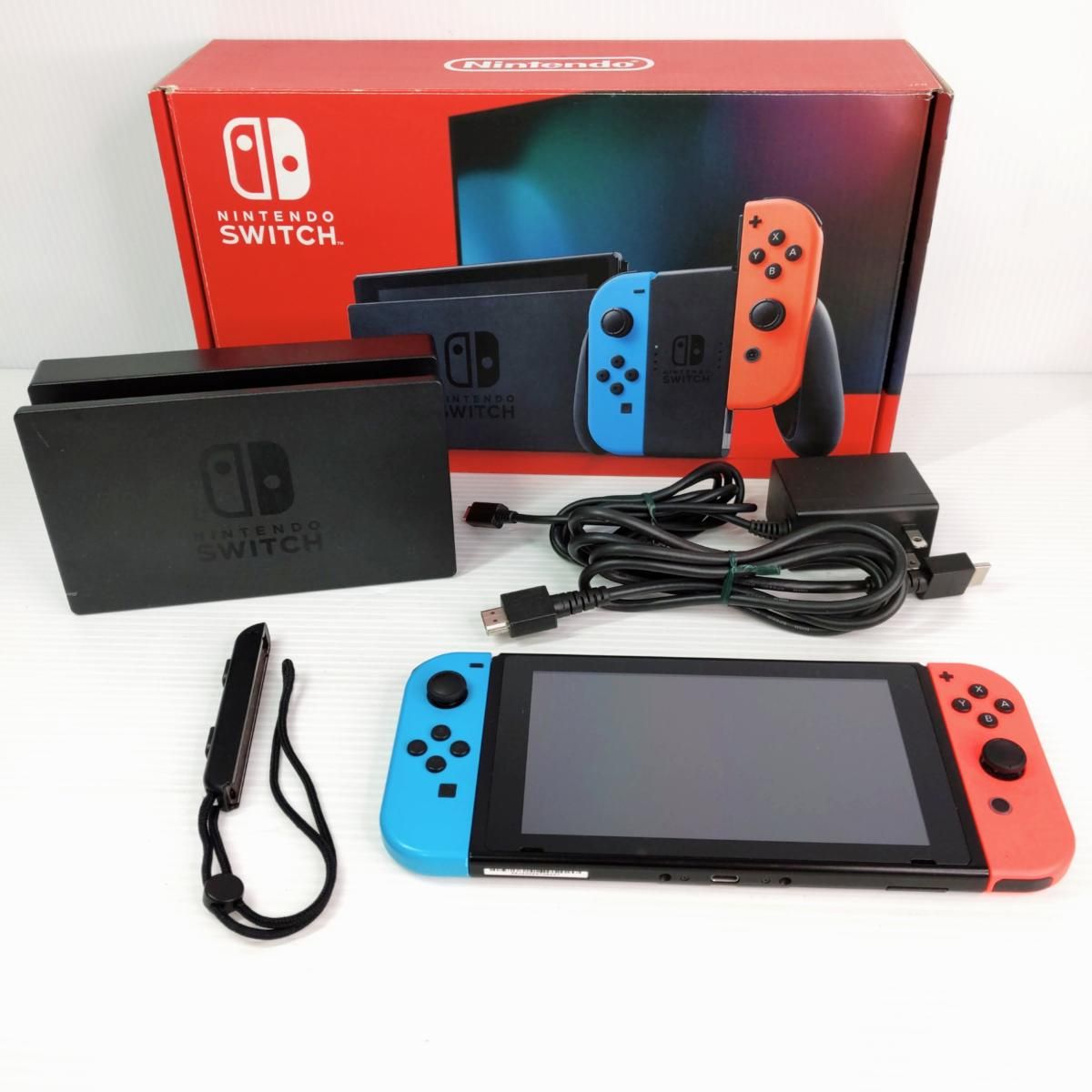 中古NintendoSwitch 本体 ブラック/ブルー/レッドゲームソフト2本 任天堂 ニンテンドー64 本体 コントローラー2個付 すぐ遊べるセット