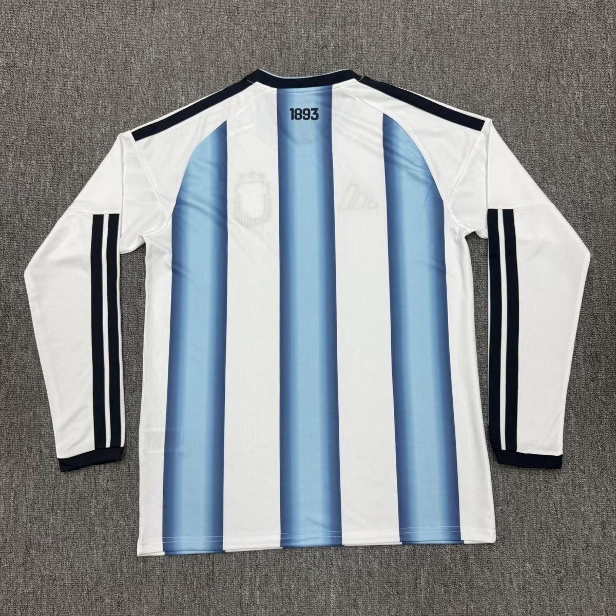 2026 アルゼンチン代表 ホームユニホーム 長袖（背番号の名前も