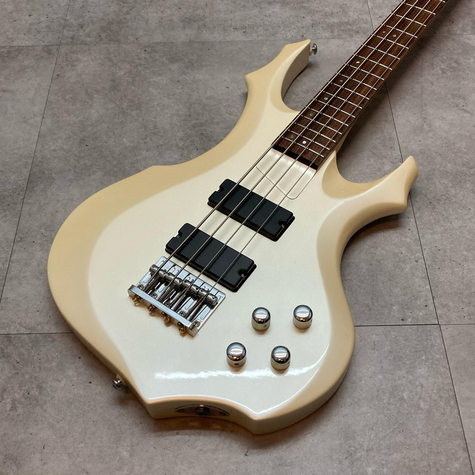 【三重本店】【楽器】  GrassRoots | グラスルーツ ベース G-FR-52B 【471】