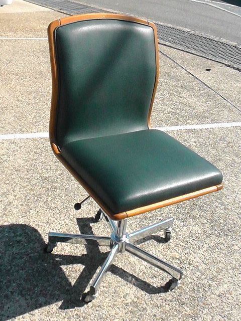 karimoku カリモク デスクチェア キャスター付き回転椅子 昇降式