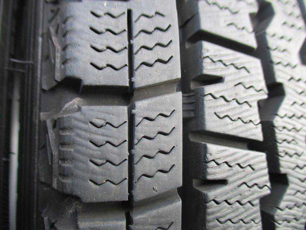 155/80R14 88/86N LT ダンロップ WINTER MAXX SV01 スタッドレス 2020