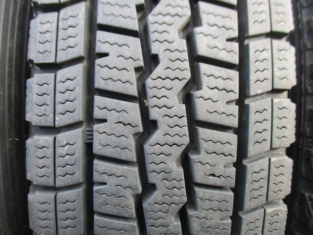 155/80R14 88/86N LT ダンロップ WINTER MAXX SV01 スタッドレス 2020
