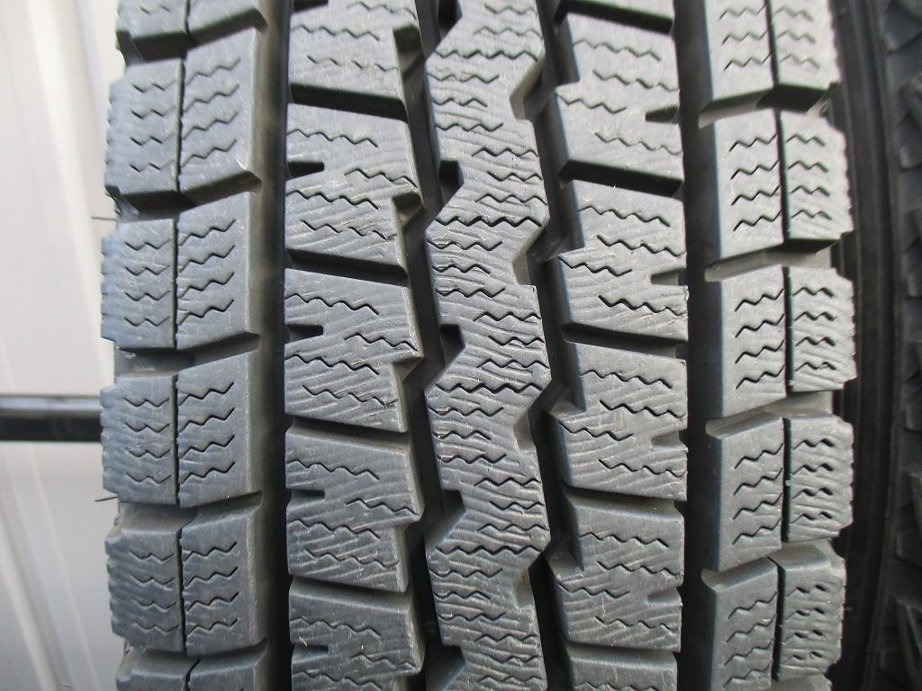 155/80R14 88/86N LT ダンロップ WINTER MAXX SV01 スタッドレス 2020