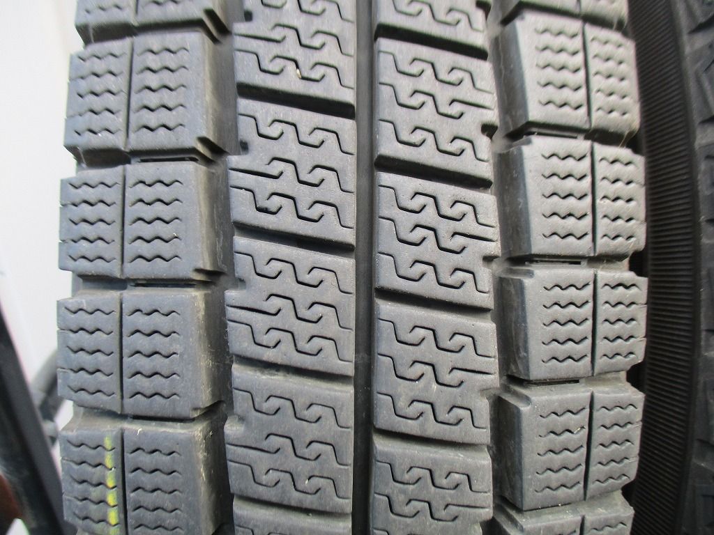 155/80R14 88/86N LT ダンロップ WINTER MAXX LV01 スタッドレス 2024