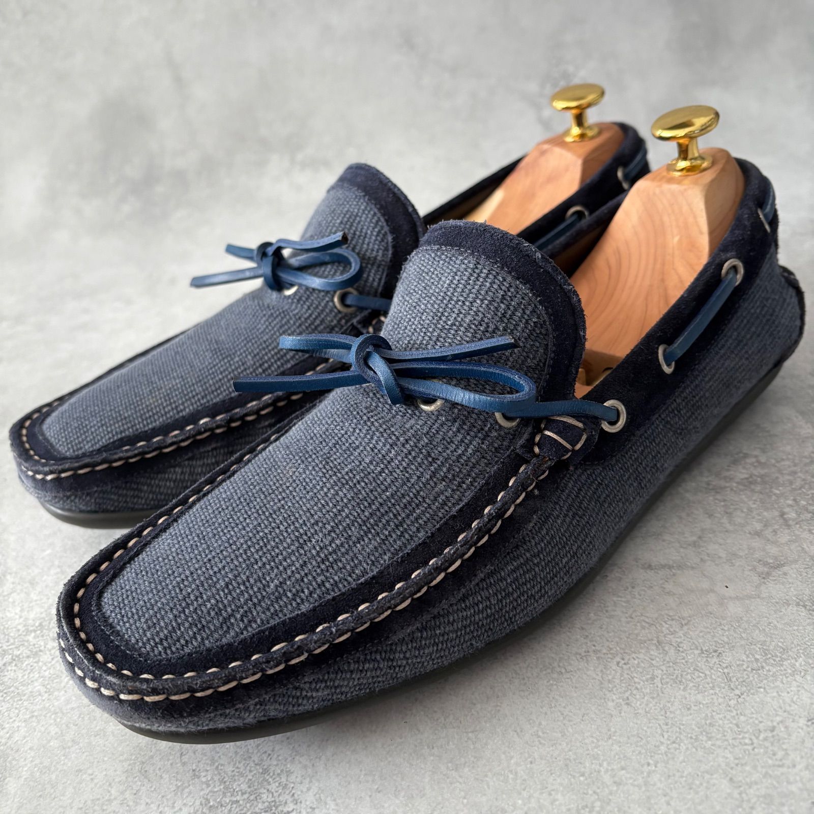 【美品】サルヴァトーレフェラガモ 高級 デッキシューズ US8.5EE 美品】サルヴァトーレフェラガモ 高級 デッキシューズ US8.5EE 美品