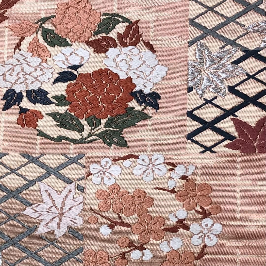 袋帯 唐織 四季の花模様 銀糸 薄紅赤色 O-5739 - メルカリ