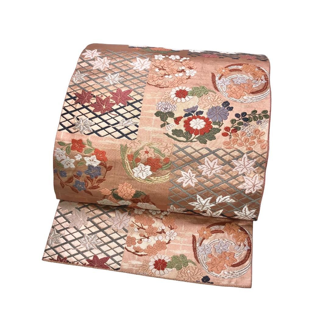 正絹　袋帯　唐織　銀糸　道長に四季華 袋帯 唐織 四季の花模様 銀糸 薄紅赤色 O-5739 - メルカリ