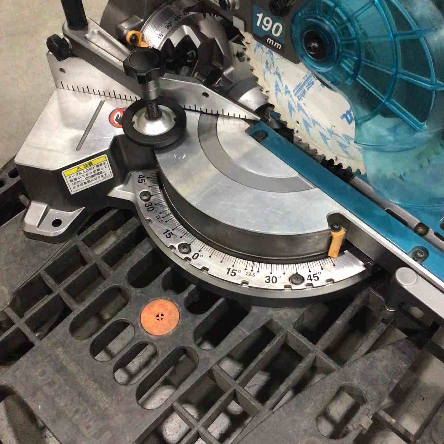 コードレススライドマルノコ