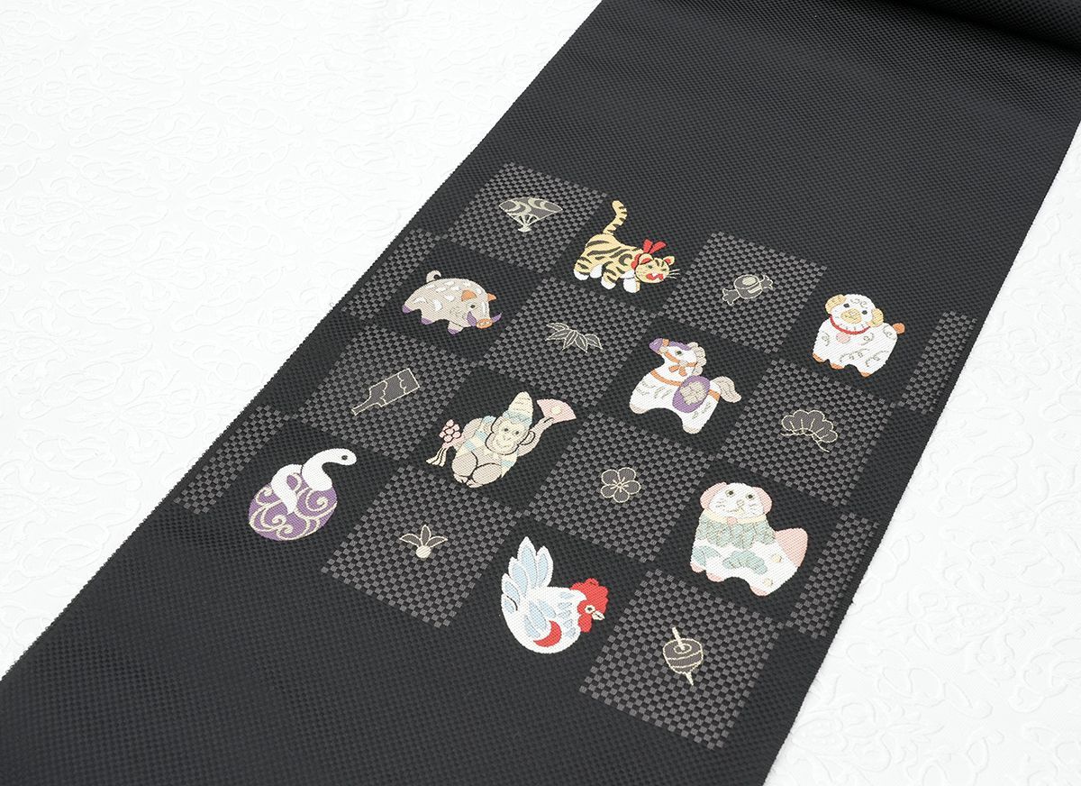 新品未仕立 西陣織 九寸 名古屋帯 十二支 干支 巳年 黒地 仕立代込み