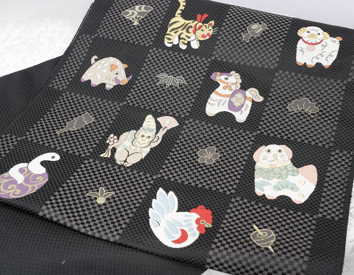 新品未仕立 西陣織 九寸 名古屋帯 十二支 干支 巳年 黒地 仕立代込み