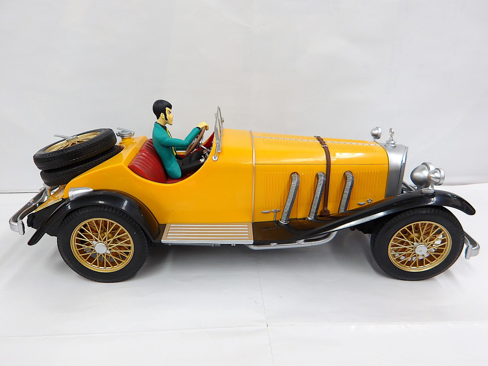 中古】 ルパン ＆ モデルカー 一番くじDX ルパン三世1st. A賞 - メルカリ