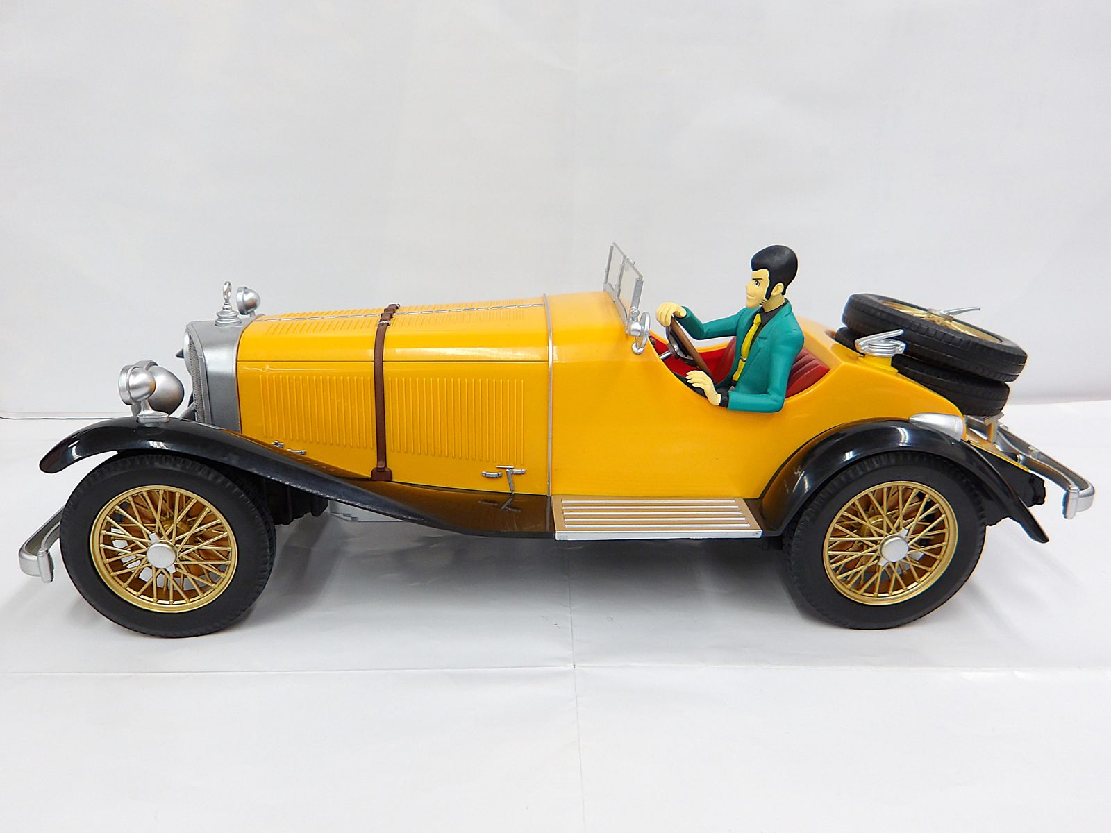 中古】 ルパン ＆ モデルカー 一番くじDX ルパン三世1st. A賞 - メルカリ