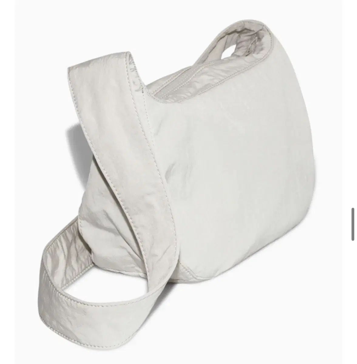 COS クロスボディーバッグ