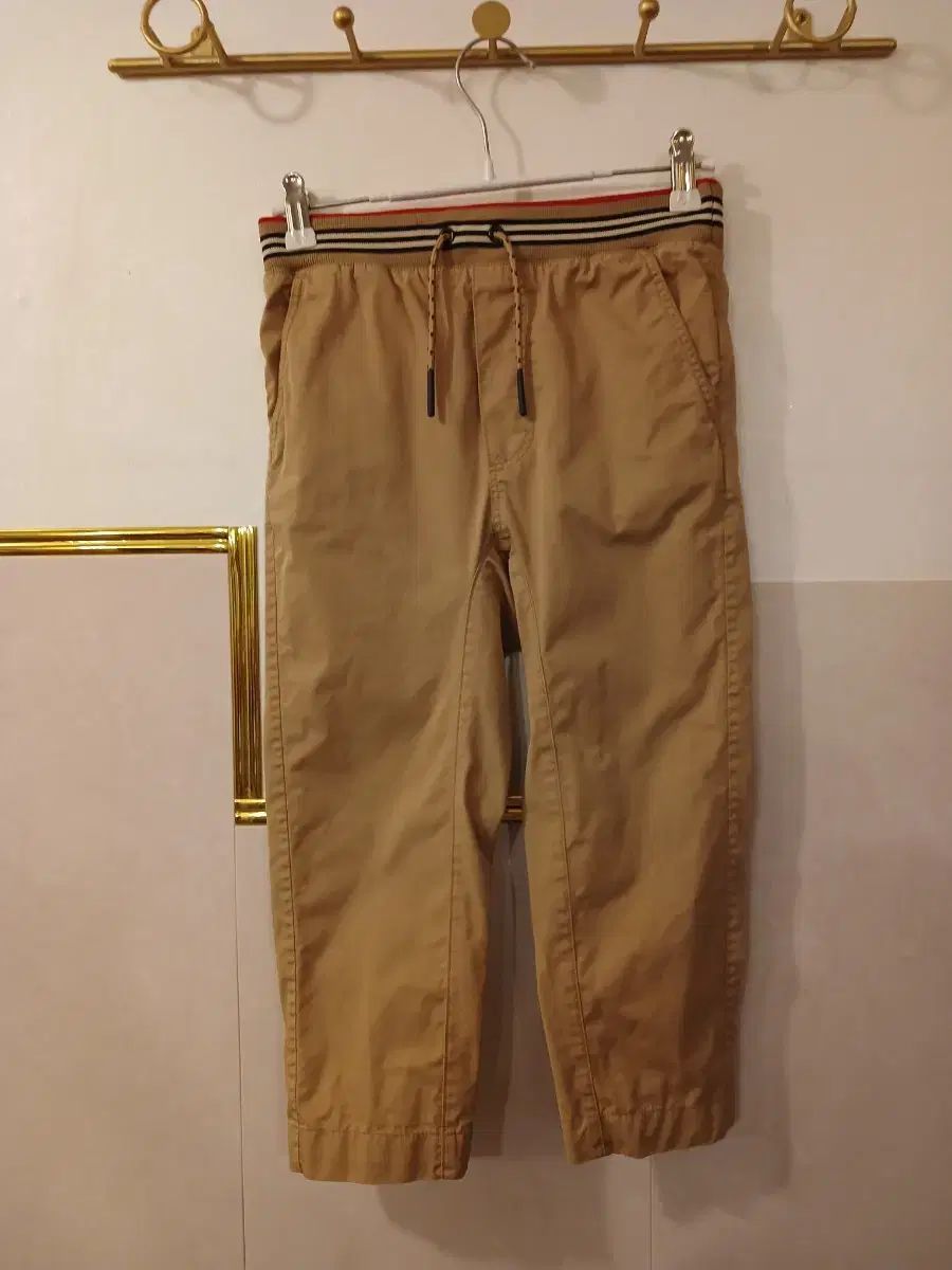 バーバリー キッズ 男の子 ズボン 8 Y 128 cm 春 秋 用