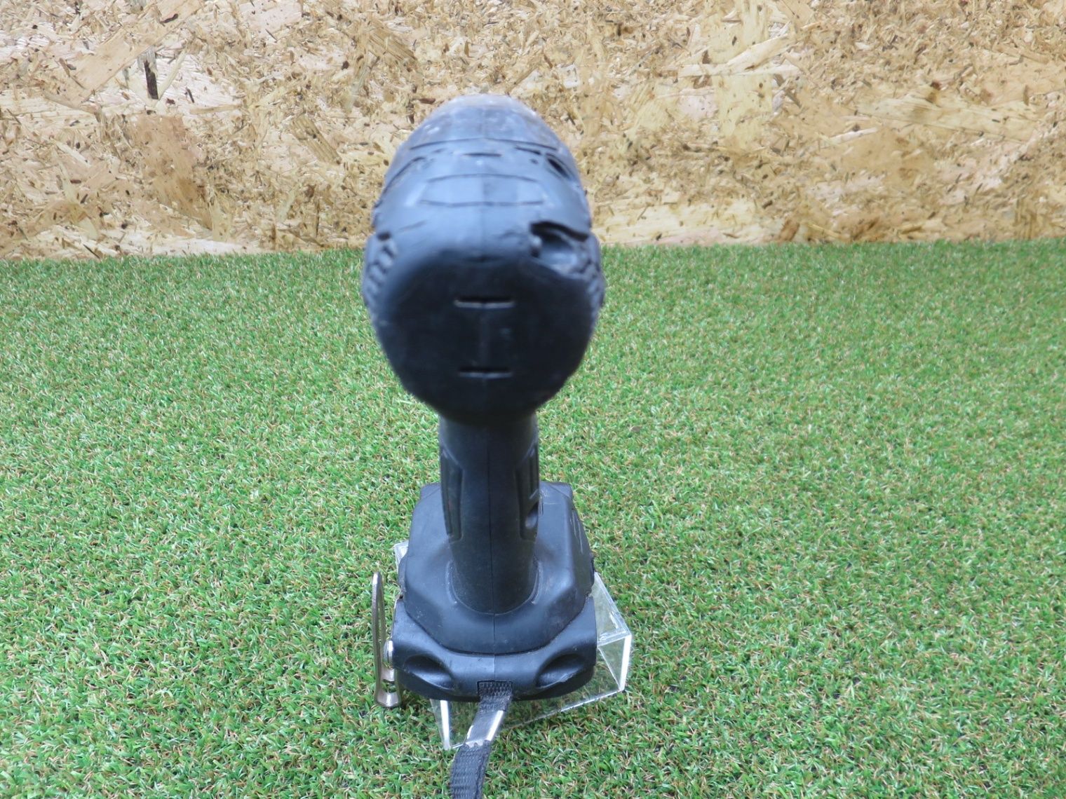 V コードレスインパクトドライバー