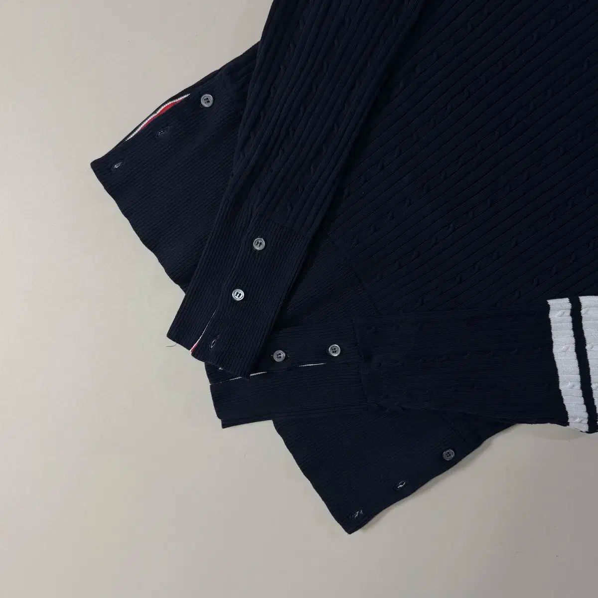 3/当日出荷 トム・ブラウン ケーブルニット - メルカリ