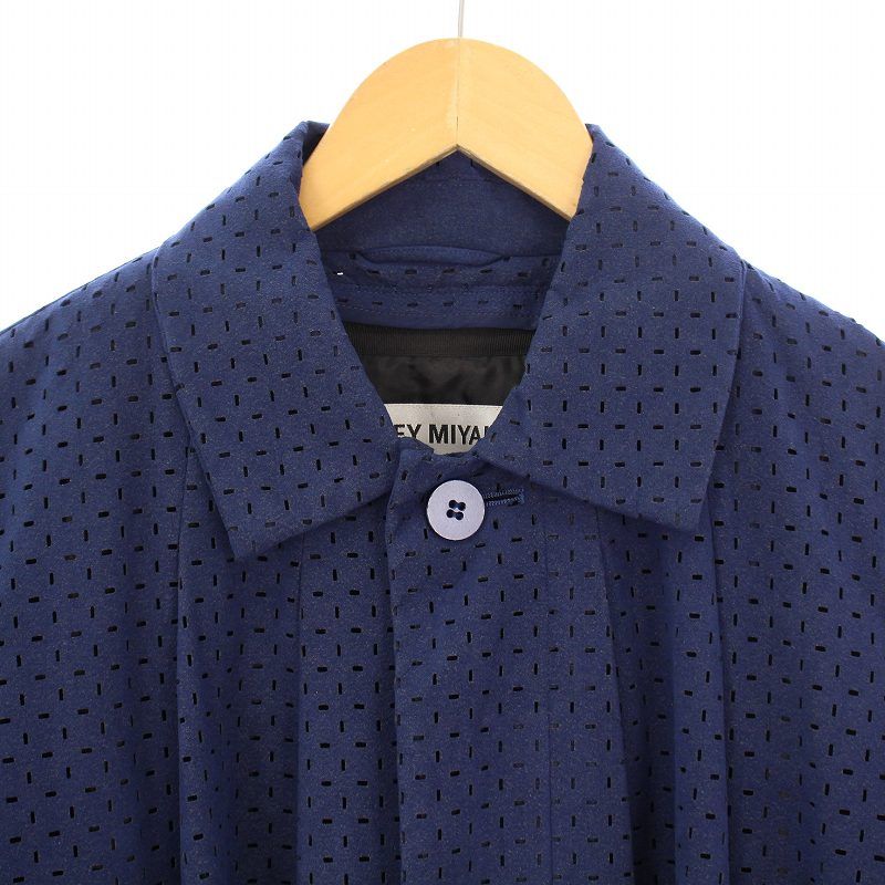 イッセイミヤケ ISSEY MIYAKE カットワークデザインコート ステン