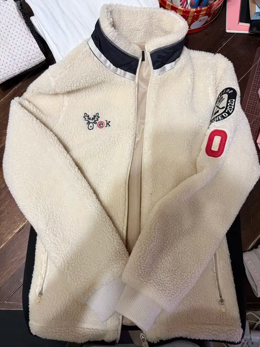 パーリーゲイツ ボア フリース 防風ジャケット アイボリー 55 - メルカリ