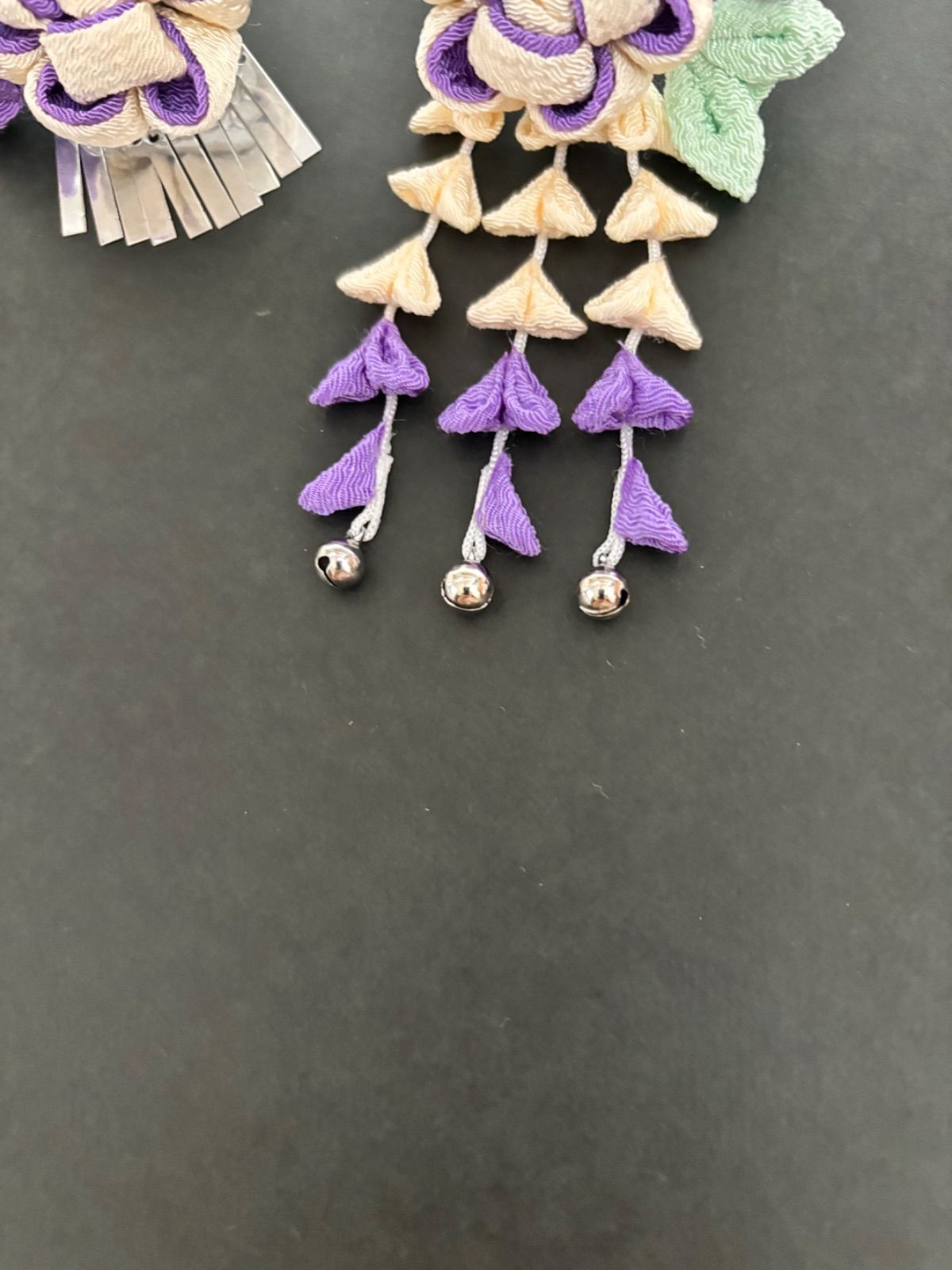 中古七五三髪飾り 勝山かんざし つまみ細工 銀ビラ 日本髪 お正月