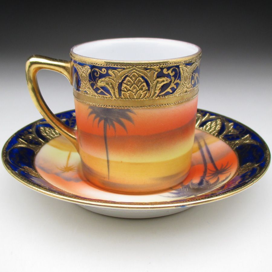 オールドノリタケ コバルト 金彩 ペディスタル カップ ソーサー アンティーク オールドノリタケ コバルト金盛り砂漠風景絵 カップ＆ソーサー (d