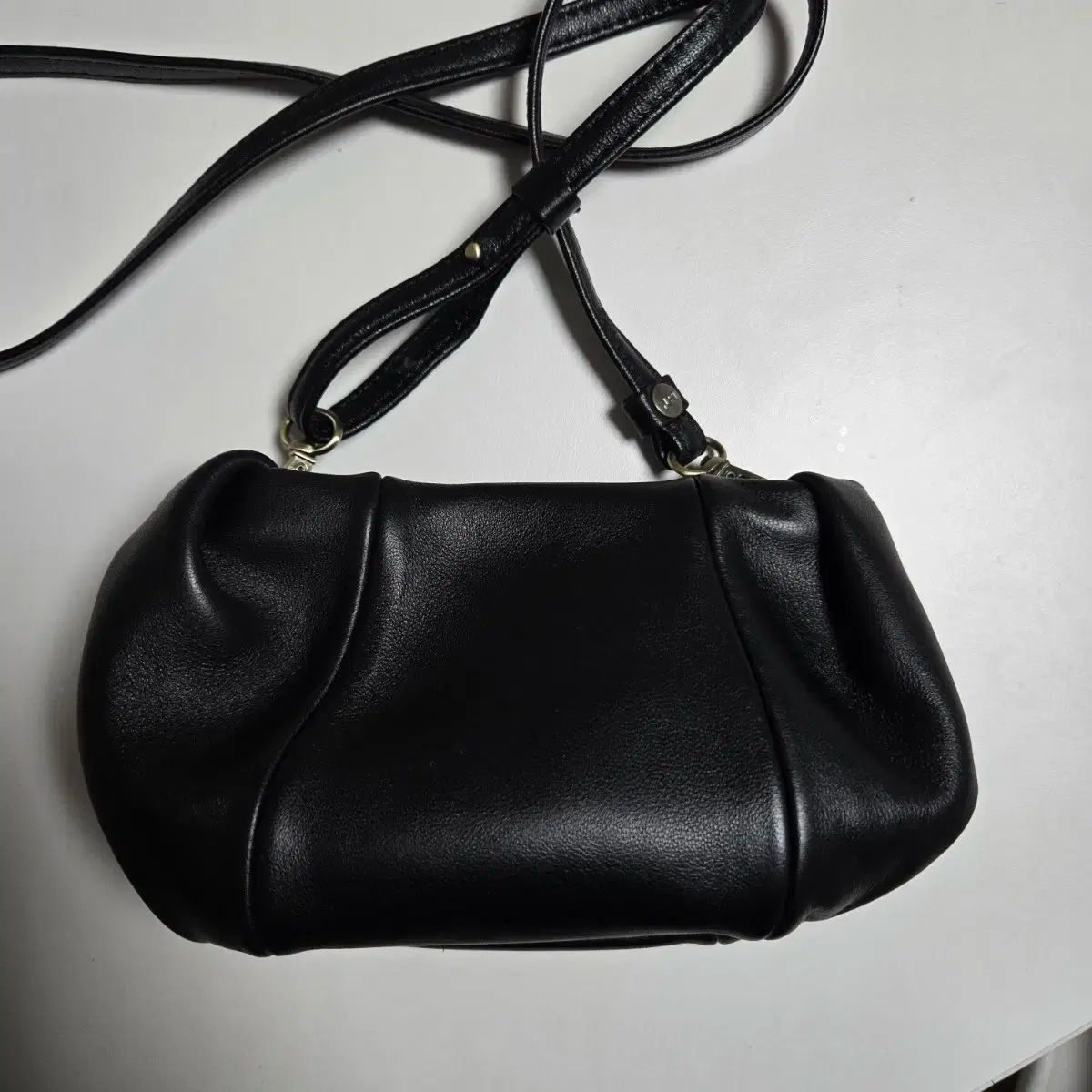 ユルト Petit Poiv ブラック