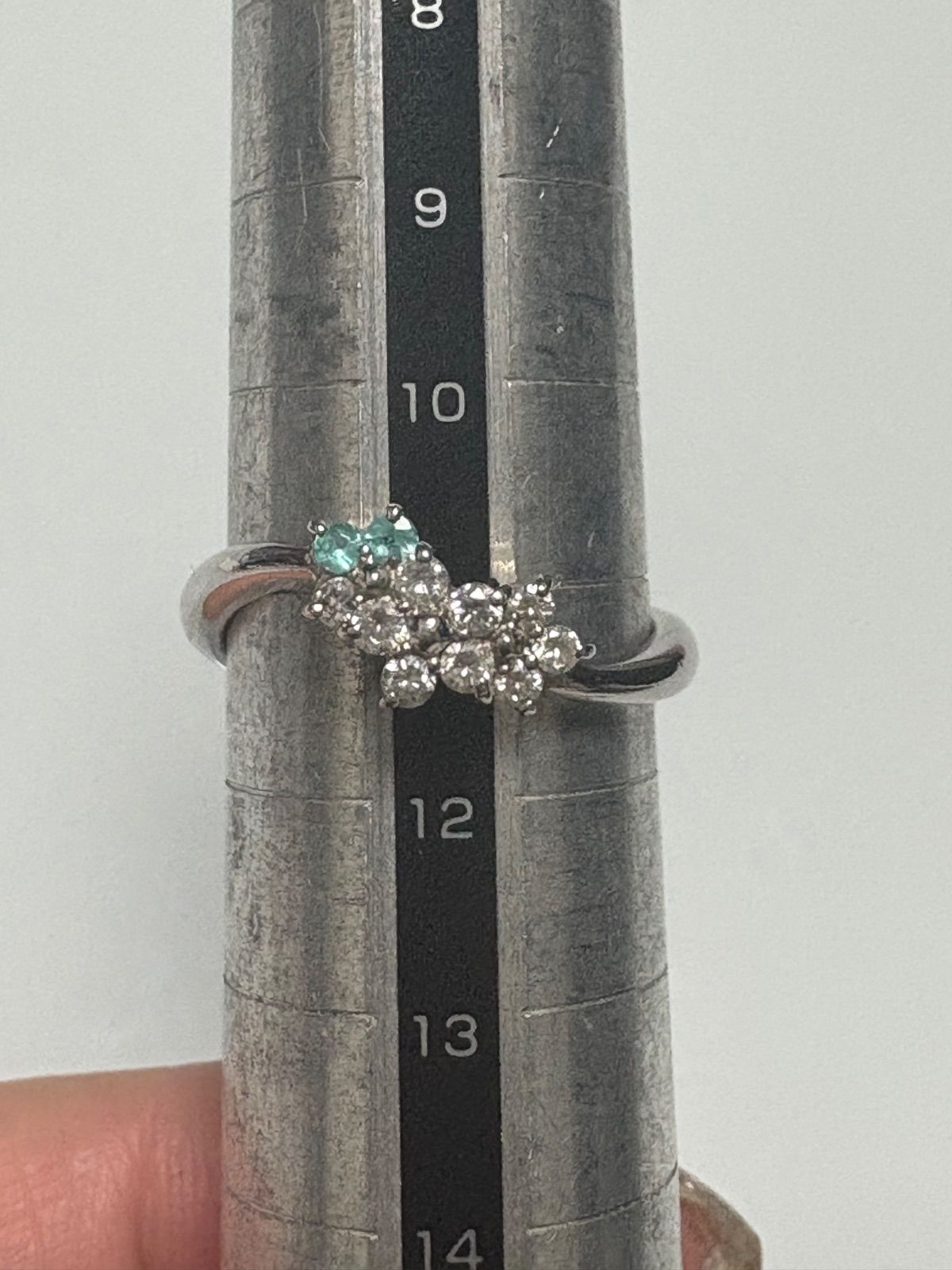 プラチナ✨希少石パライバトルマリン✨ダイヤ0.2ctフラワーリング✨ネオンブルー プラチナ✨希少石パライバトルマリン✨ダイヤ0.2ctフラワーリング