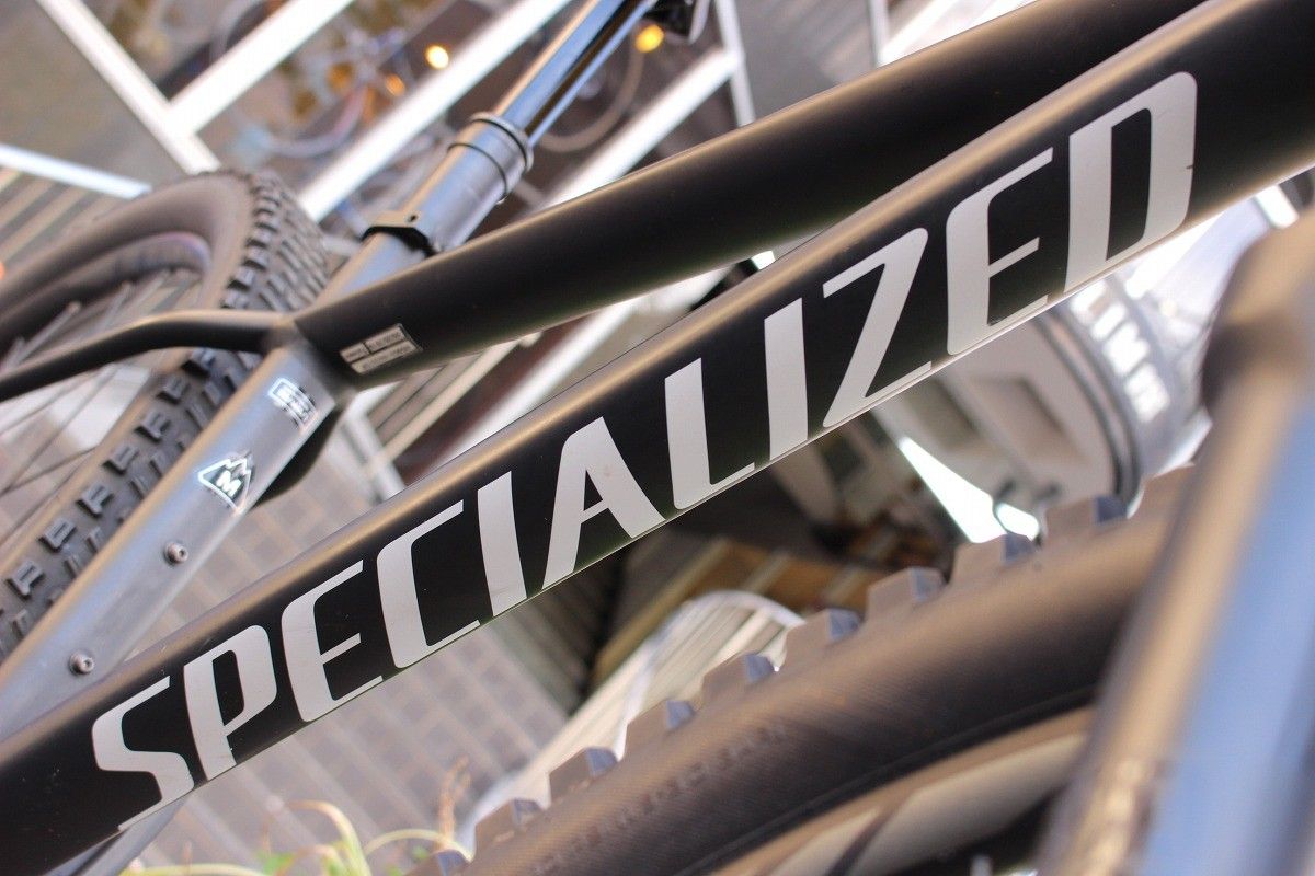 自転車 スペシャライズド SPECIALIZED フューズ FUSE COMP 2020年