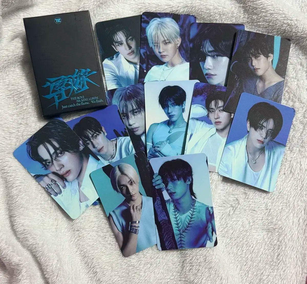 THE BOYZ ドボイズ SKOOLOOKS 証明写真 トレカ フルセット THE BOYZ 2018 SKOOLOOKS X THE BOYZ ID Photo Collection Photocard